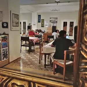 Hotel The Grand Meshmosh Beirut