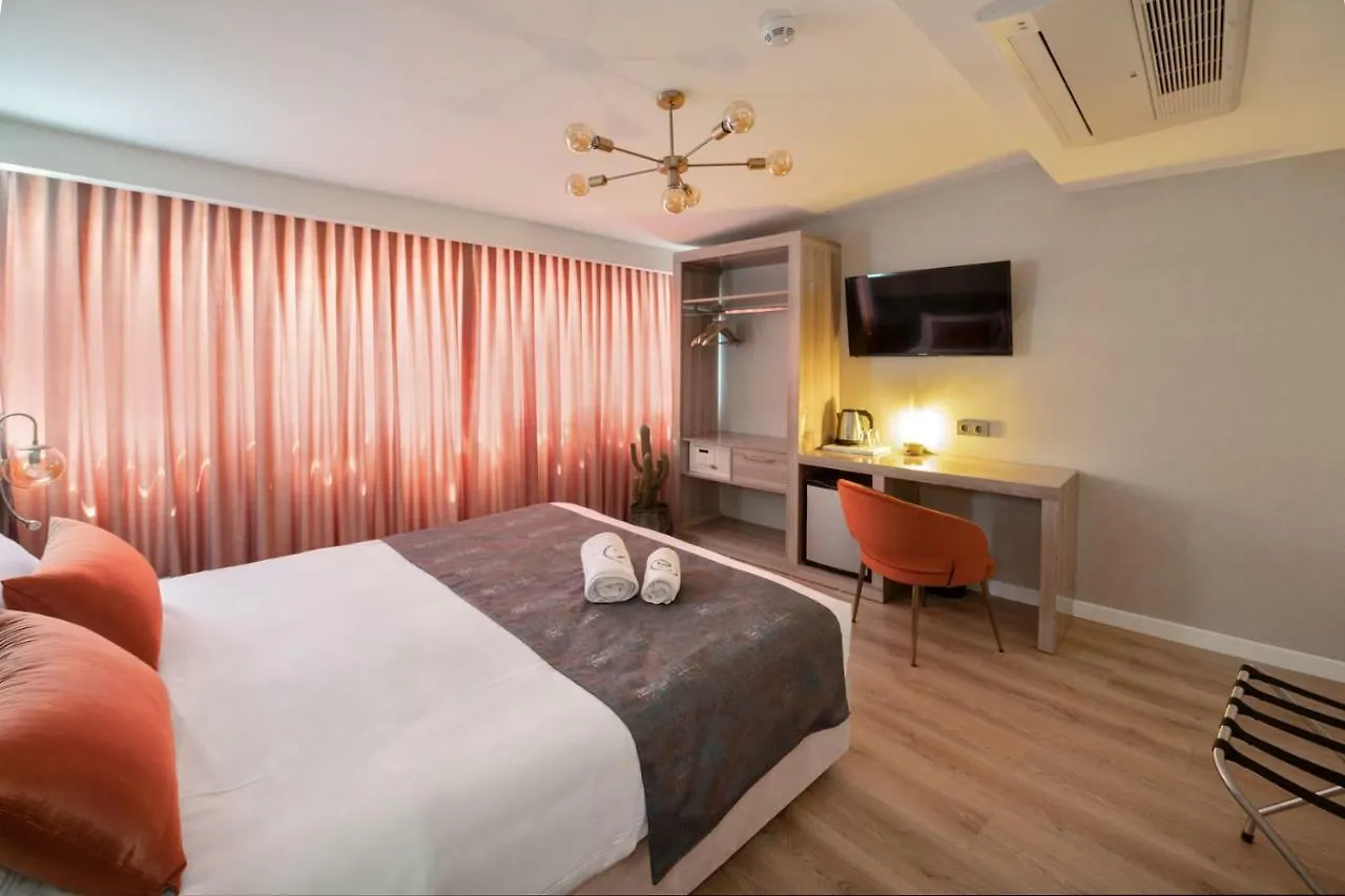 ** Hotel Nika Otel & Cafe Istanbul Turkey